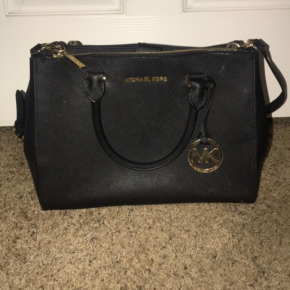 Michael kors purse - Picture 1 of 3